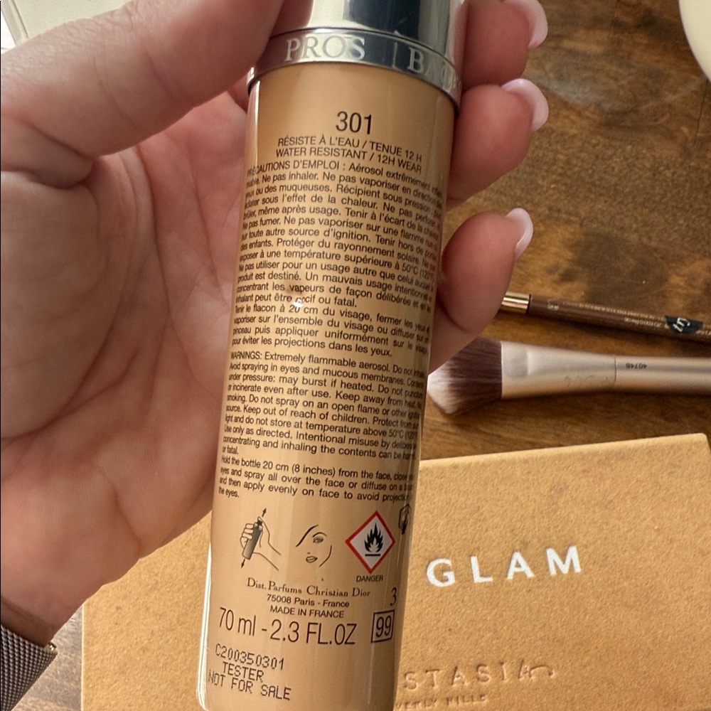 Makeup bundle - Picture 6 of 7